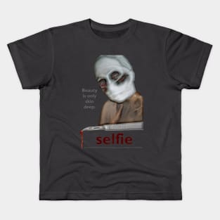 Selfie - cut out Kids T-Shirt